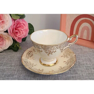 Vintage Rare Royal Standard Pale Yellow/Beige and Gold Teacup and Saucer‎
